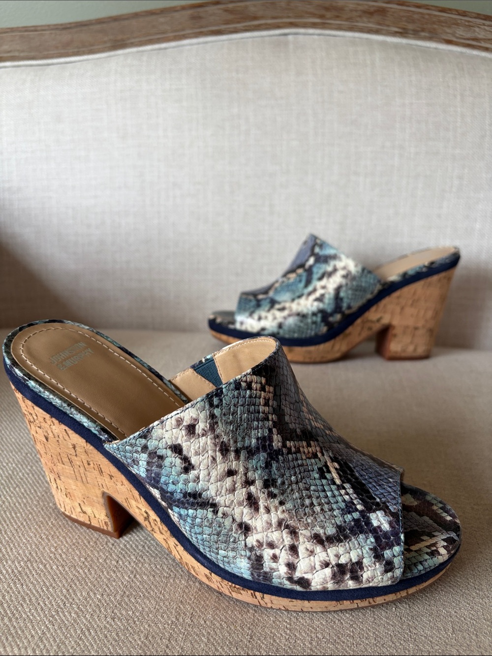 Johnston & Murphy Size 8.5  Blue Snakeskin Cork Heel Mules